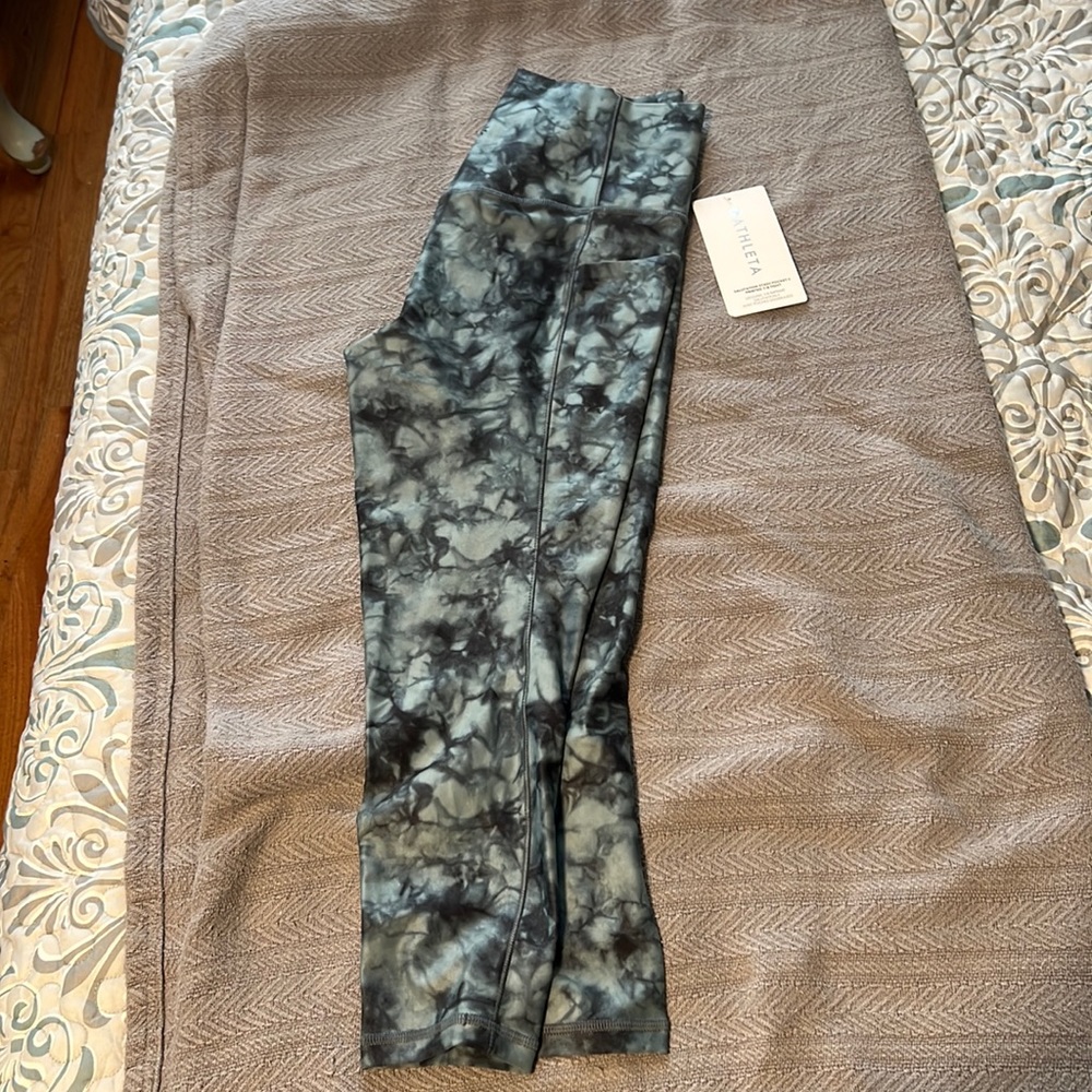 Athleta Salutation Stash Pocket II Printed 7/8 Tight M/P Riptide Grey